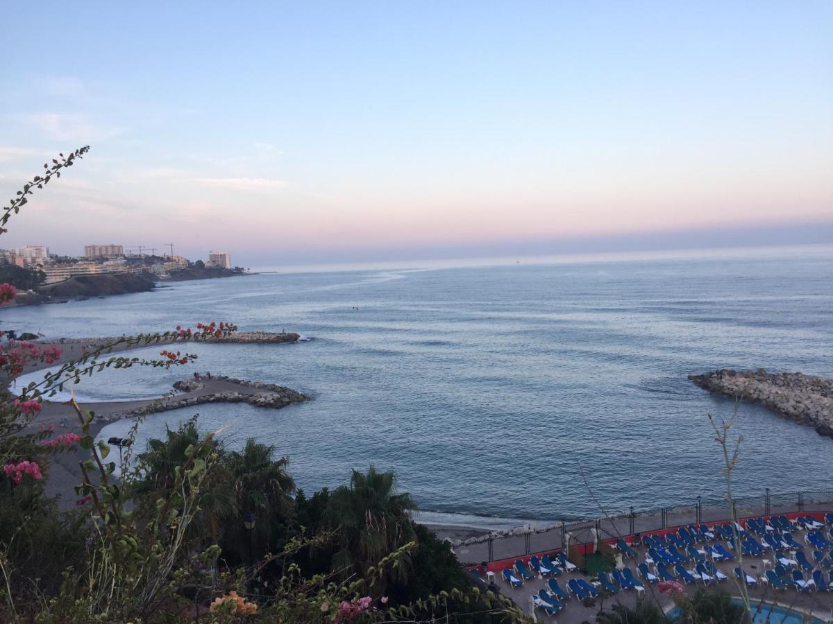 Studio With Access To The Garden. Open Pool. Beach Very Close. Wifi & Netflix Free Appartement Benalmádena Buitenkant foto