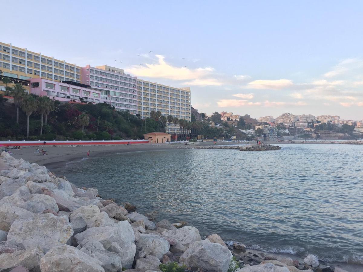 Studio With Access To The Garden. Open Pool. Beach Very Close. Wifi & Netflix Free Appartement Benalmádena Buitenkant foto