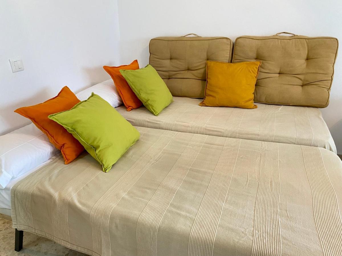Studio With Access To The Garden. Open Pool. Beach Very Close. Wifi & Netflix Free Appartement Benalmádena Buitenkant foto