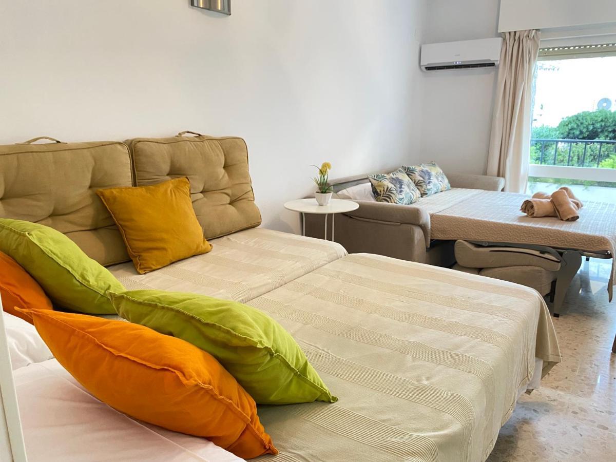 Studio With Access To The Garden. Open Pool. Beach Very Close. Wifi & Netflix Free Appartement Benalmádena Buitenkant foto